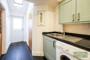 Photo 21- click for photo gallery